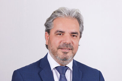 Dussmann Luxembourg - Chief Executive Officer - Tun DI BARI Tun DI BARI, Chief Executive Officer chez Dussmann Luxembourg, responsable de la direction générale et de la stratégie de l'entreprise au Luxembourg.